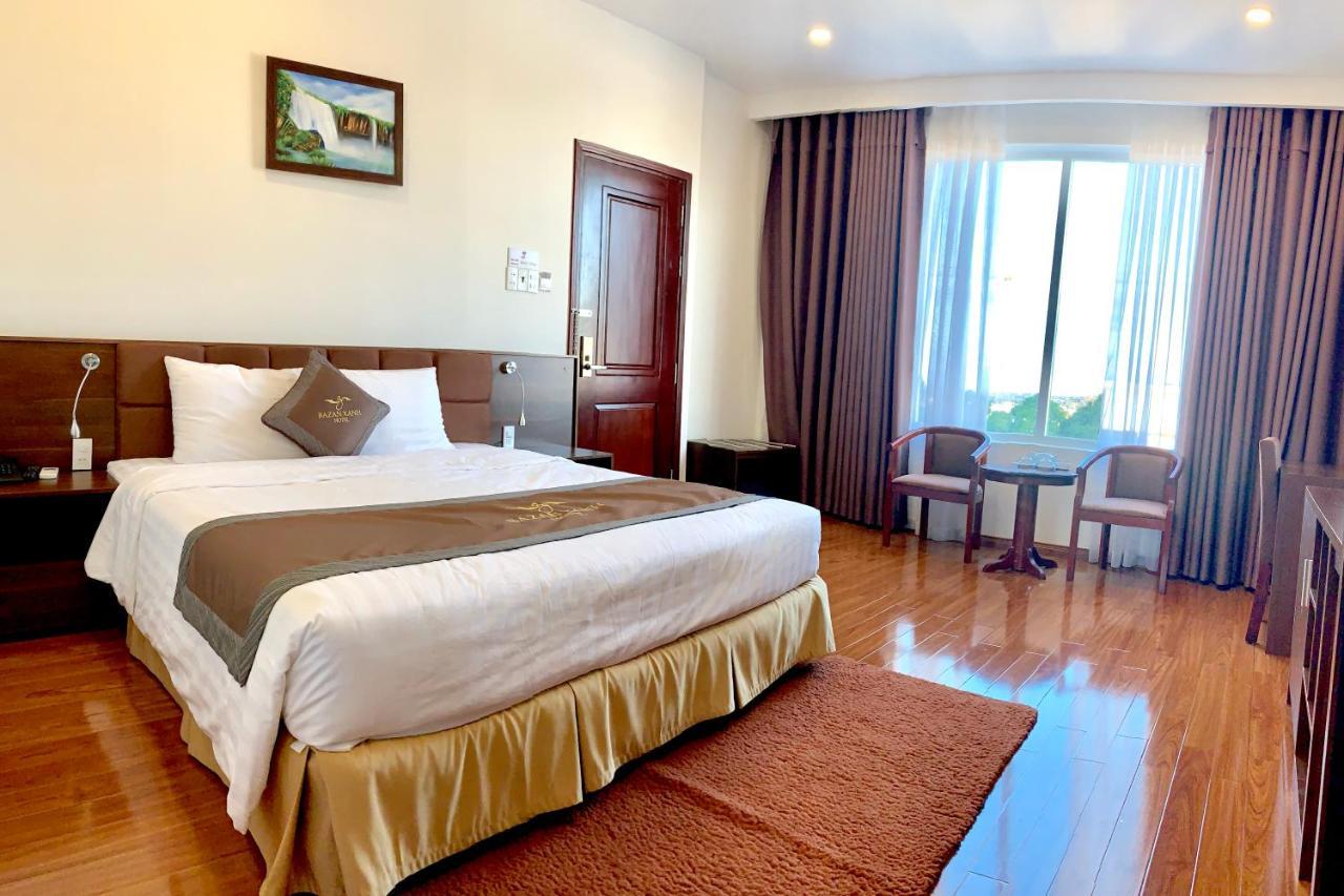 Bazan Xanh Hotel Buon Ma Thuot Exterior photo